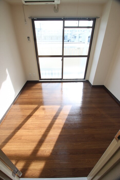 物件内観写真15　(居室)