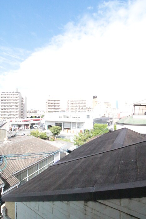 物件内観写真18　(室内からの展望)