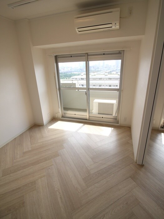 物件内観写真15　(居室)