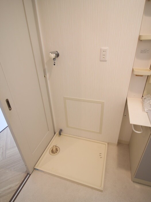 物件内観写真17　(洗濯機置場)