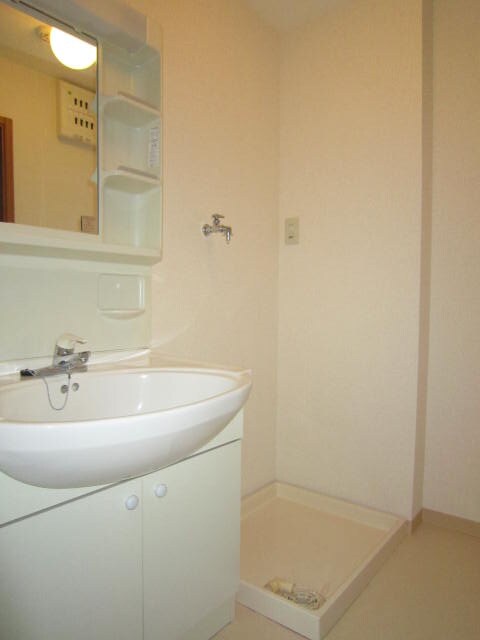 物件内観写真9　(洗面)