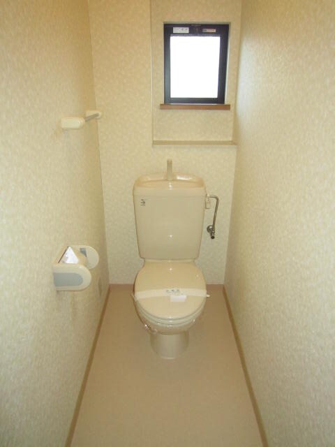 物件内観写真15　(トイレ)