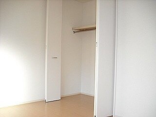 物件内観写真10　(収納)