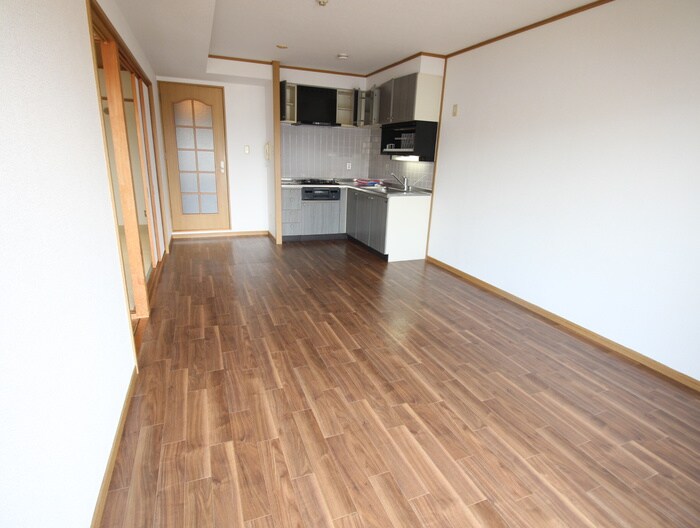 物件内観写真9　(居室)