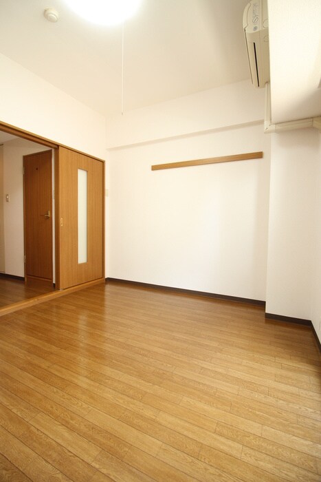 物件内観写真12　(居室)