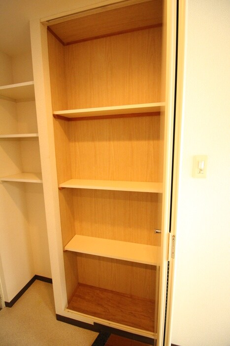 物件内観写真19　(収納)