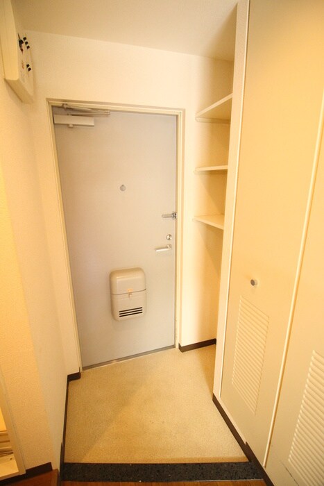 物件内観写真20　(玄関)
