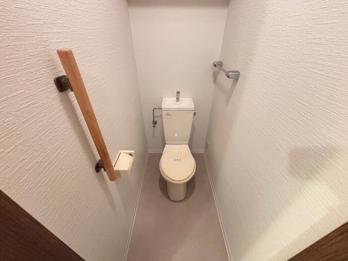 物件内観写真16　(トイレ)