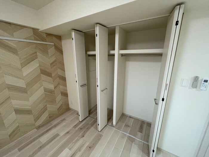 物件内観写真15　(収納)