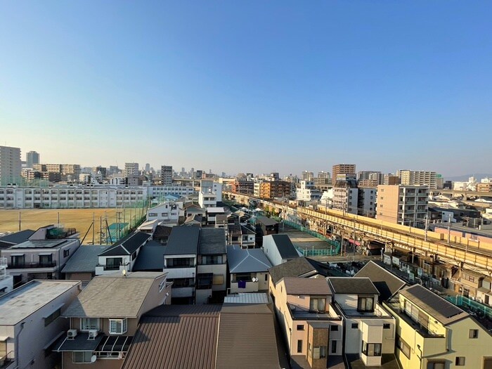 物件内観写真17　(室内からの展望)