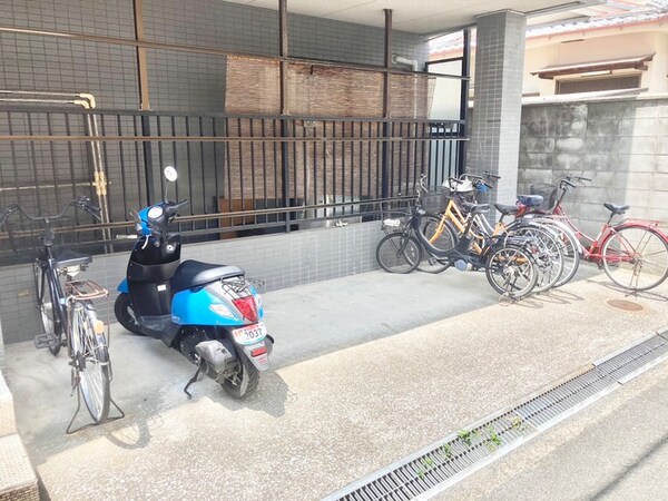 駐輪場