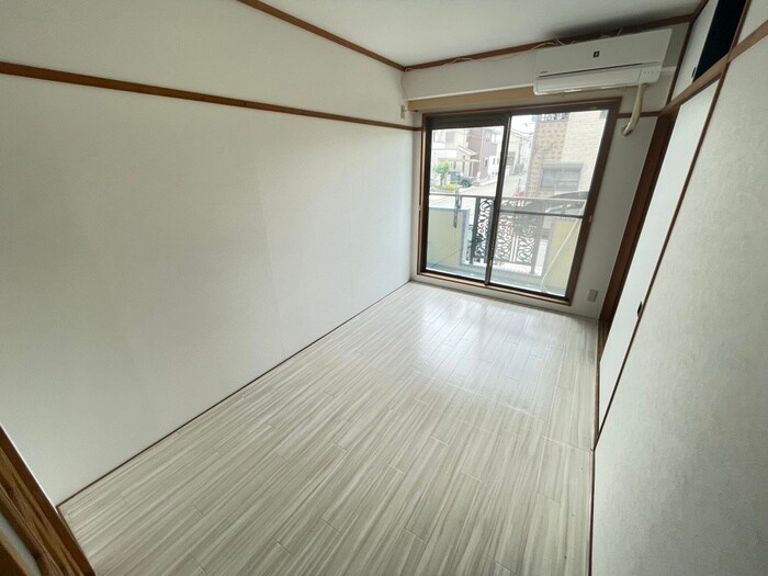 物件内観写真12　(居室)