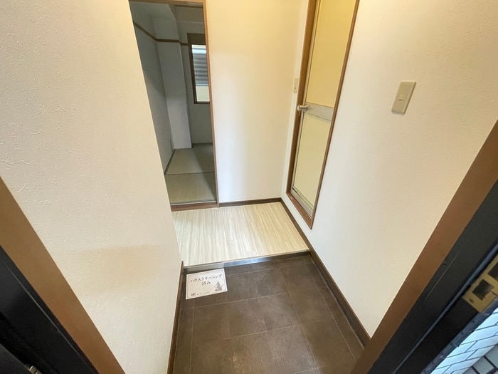 物件内観写真17　(廊下)