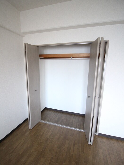 物件内観写真11　(収納)