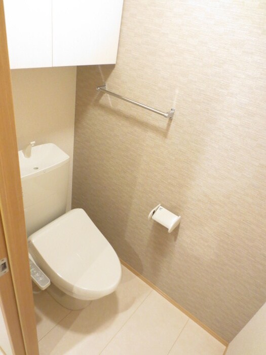 物件内観写真15　(トイレ)