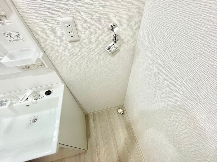 物件内観写真13　(洗濯機置場)