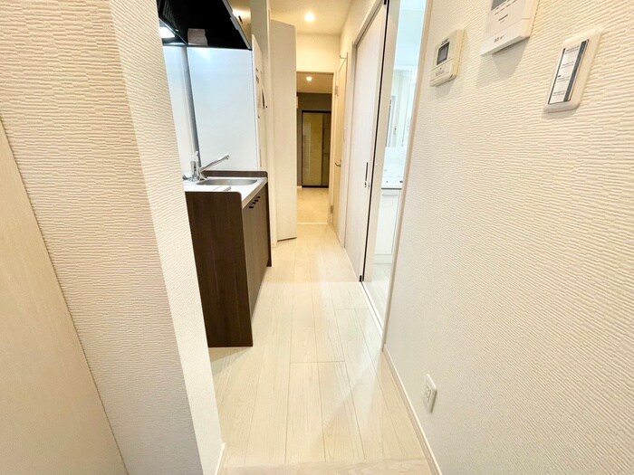 物件内観写真15　(廊下)