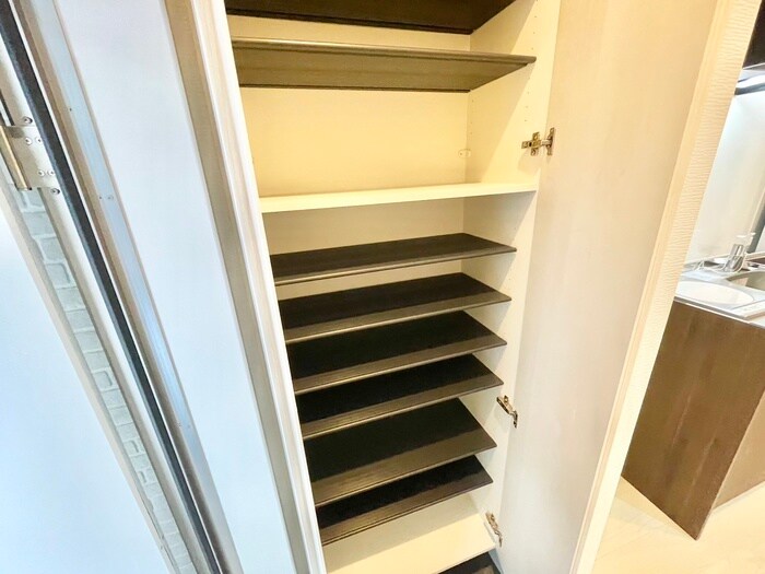 物件内観写真16　(靴箱)