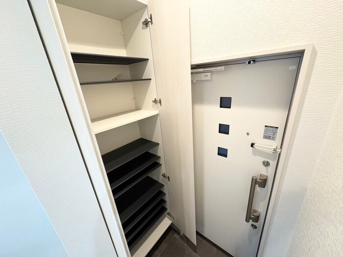 物件内観写真19　(靴箱)