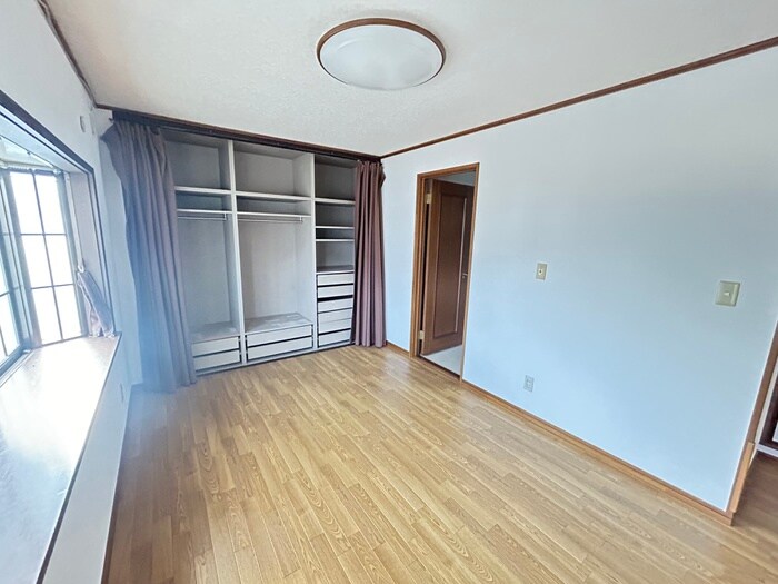 物件内観写真16　(居室)