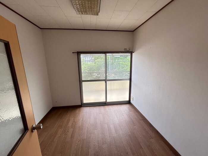 物件内観写真19　(居室)