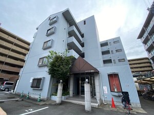 アビタシオン南桃山外観写真