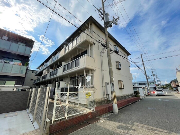 物件外観写真5　(外観写真)