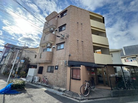 シルクル－ム３番館外観写真
