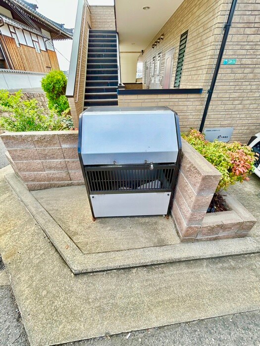 物件外観写真6　(建物設備)