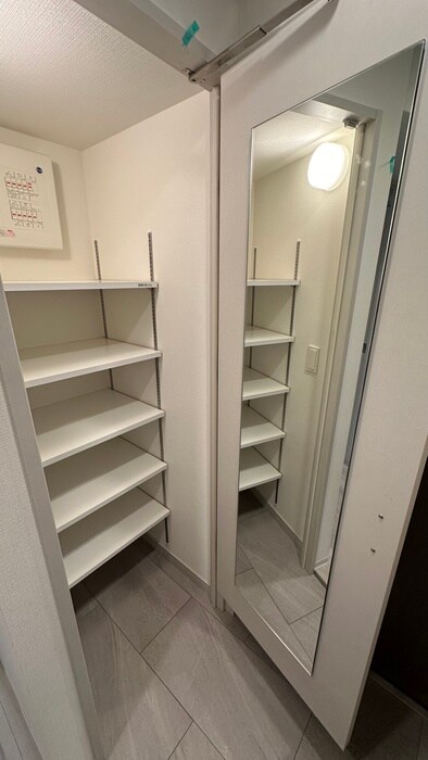 物件内観写真16　(靴箱)