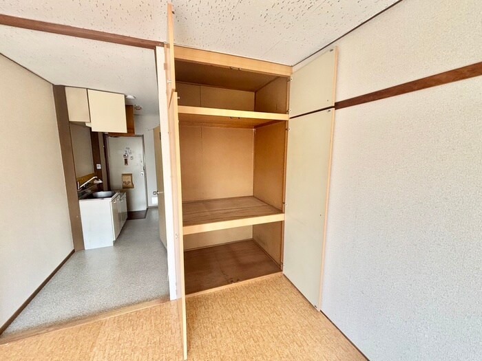 物件内観写真11　(収納)