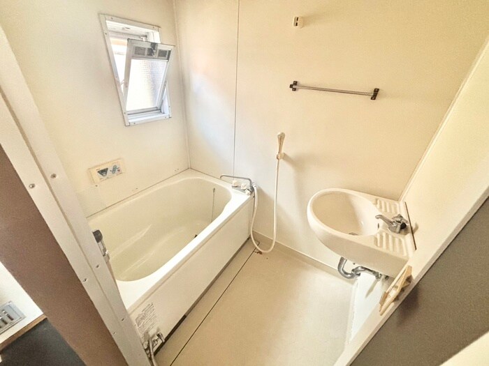 物件内観写真14　(バス／シャワールーム等)