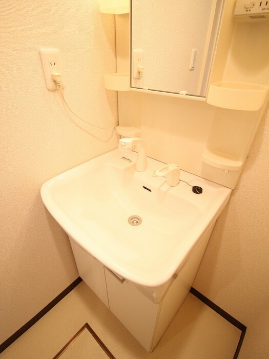 物件内観写真10　(洗面)