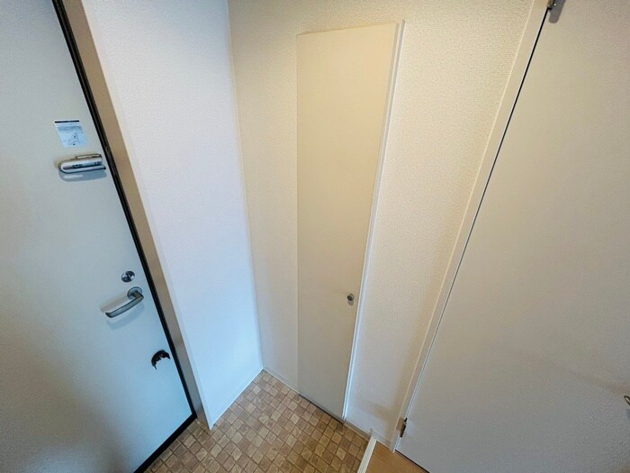 物件内観写真12　(靴箱)