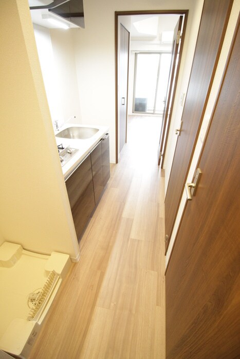 物件内観写真9　(廊下)