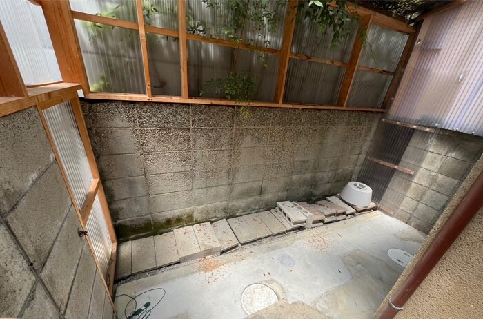 塩田氏貸家のベランダ・バルコニー