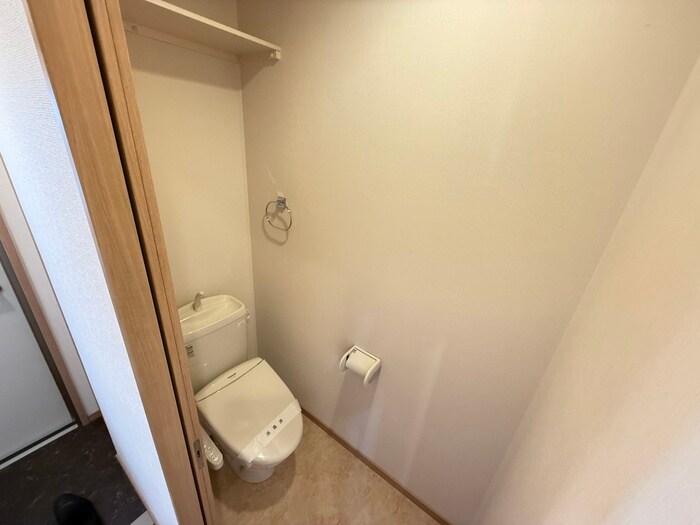 物件内観写真10　(トイレ)