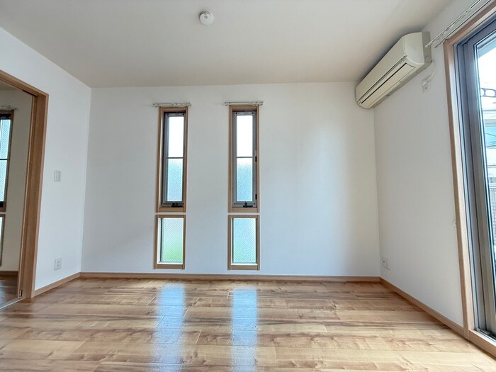 物件内観写真15　(居室)