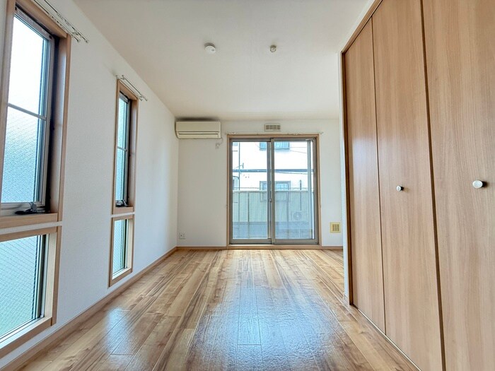 物件内観写真16　(居室)