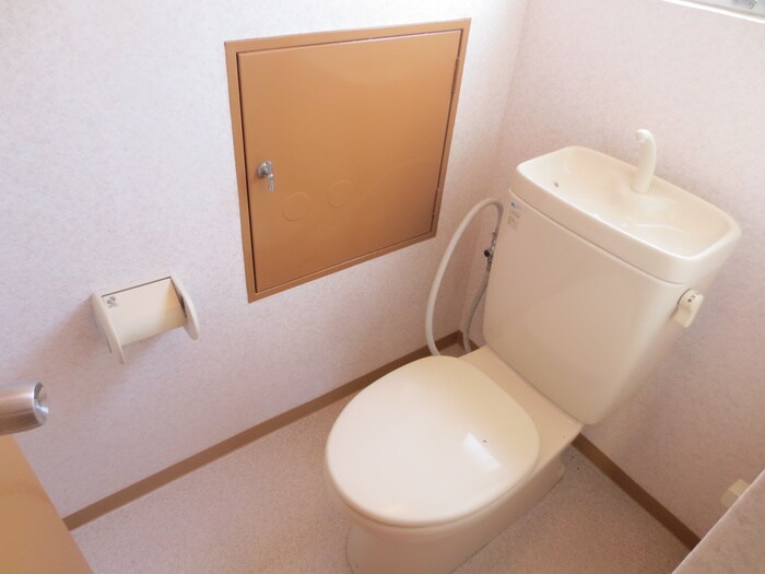 物件内観写真8　(トイレ)