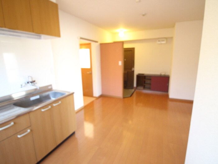 物件内観写真9　(居室)