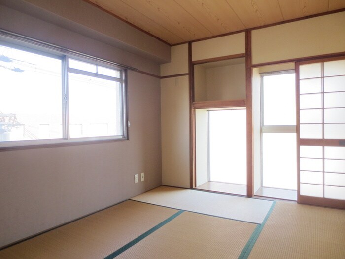 物件内観写真10　(居室)