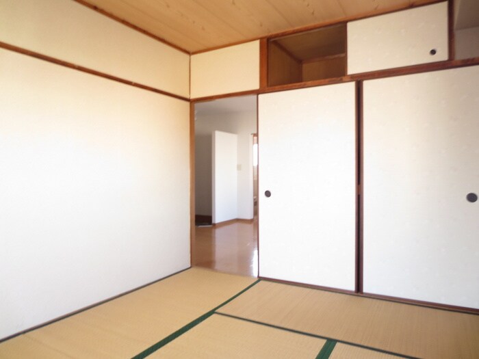 物件内観写真11　(収納)