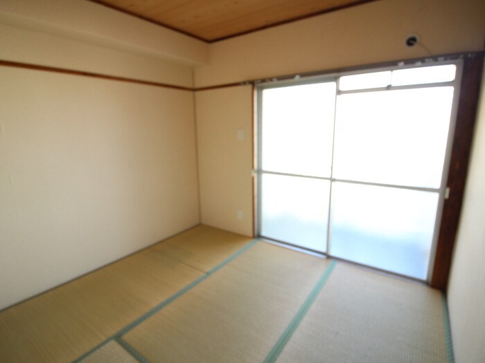 物件内観写真16　(居室)