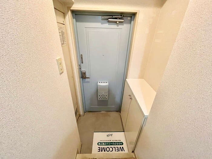 物件内観写真14　(玄関)