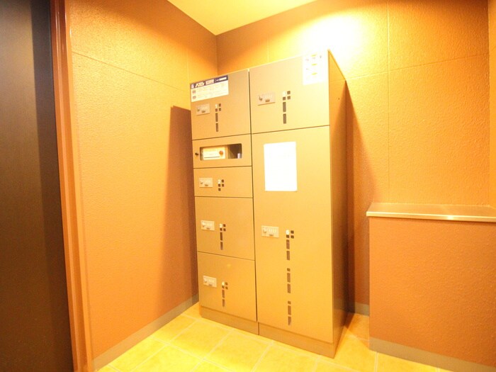 物件外観写真4　(建物設備)