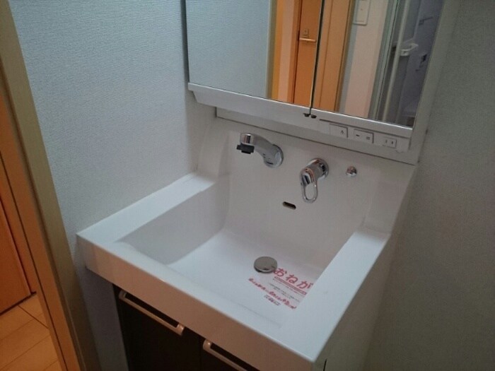 物件内観写真10　(洗面)