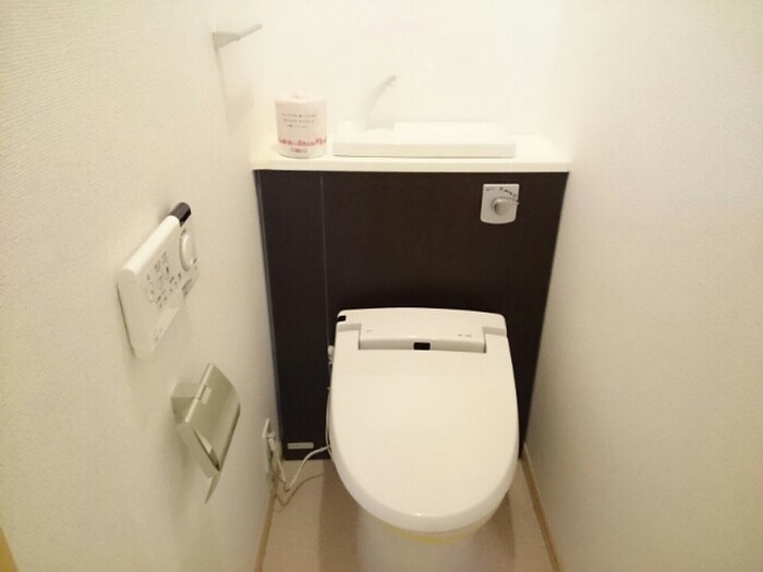 物件内観写真11　(トイレ)