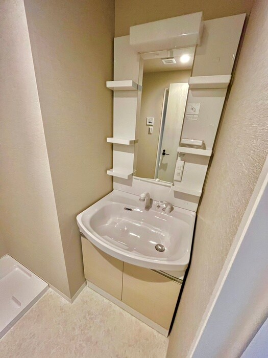 物件内観写真12　(洗面)