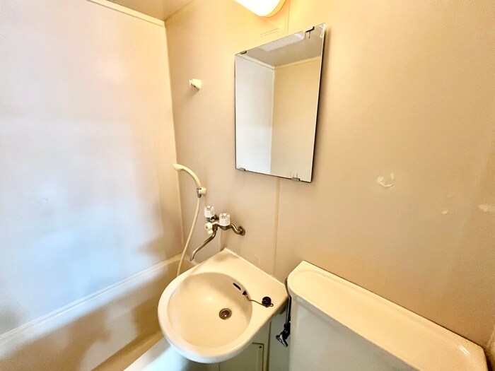 物件内観写真15　(洗面)